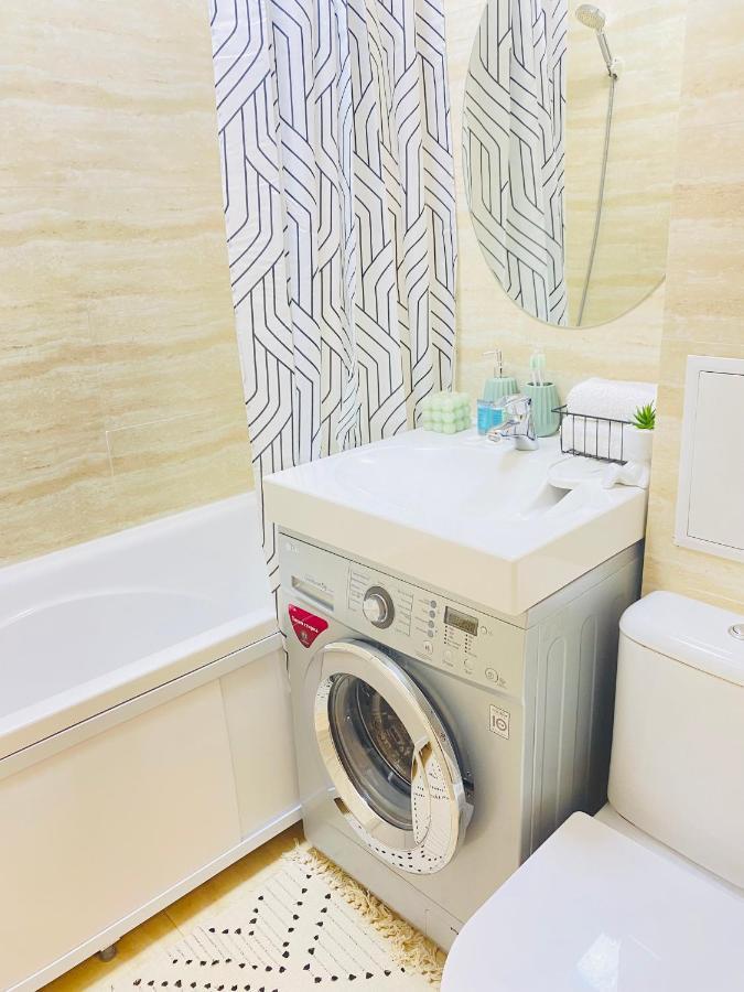 Like Home Apartments Timiryazev Street 알마티 외부 사진