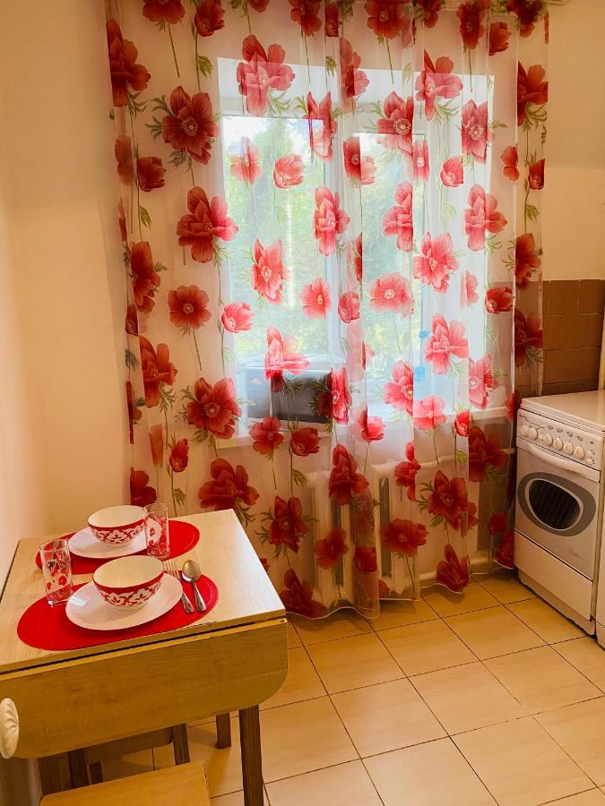 Like Home Apartments Timiryazev Street 알마티 외부 사진